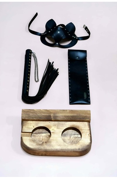 Fantezi Set 3&apos;lü - Kırbaç, Maske ve Bardaklık - Küllük - Master Collection - APFT1312-S1-T2
