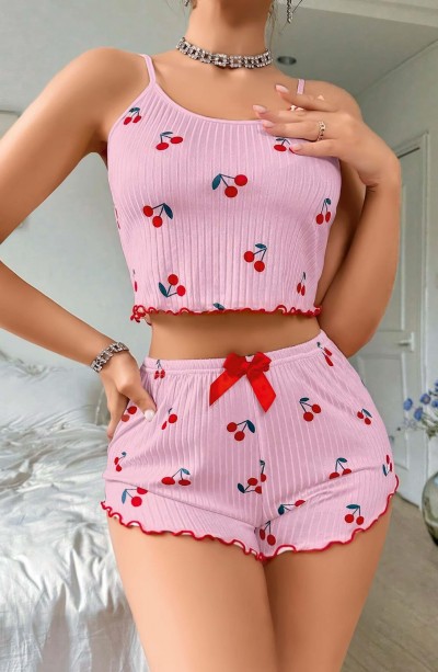 Kadın Pembe Kiraz Desenli Askılı Şortlu Pijama Takım 5044