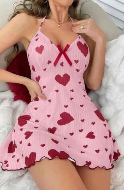 Kadın Pembe Kırmızı Kalp Desenli Askılı Sırt Dekolteli Elbise 5064