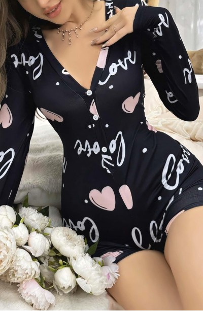 Kadın Siyah Kalp Desenli Love Yazılı Pijama Tulumu 5124